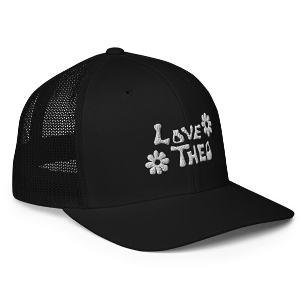 Love Theo Classic Logo Closed-back trucker cap "Embroidered"